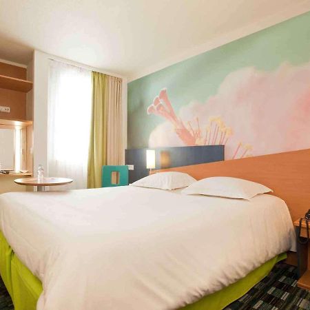 ไอบิส สไตล์ ออร์เลออง Hotel ลาชาแปล-แซ็งต์-เมส์แม็ง ภายนอก รูปภาพ