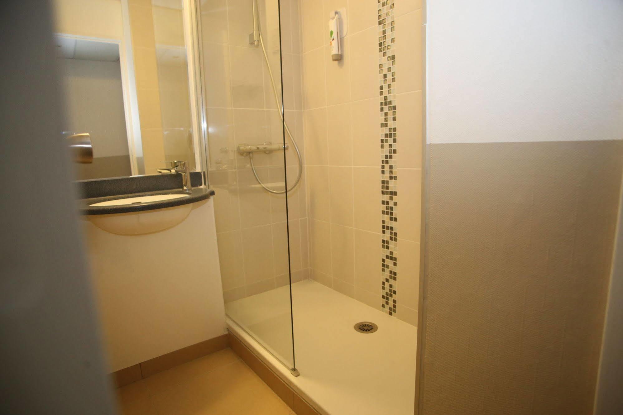 ไอบิส สไตล์ ออร์เลออง Hotel ลาชาแปล-แซ็งต์-เมส์แม็ง ภายนอก รูปภาพ