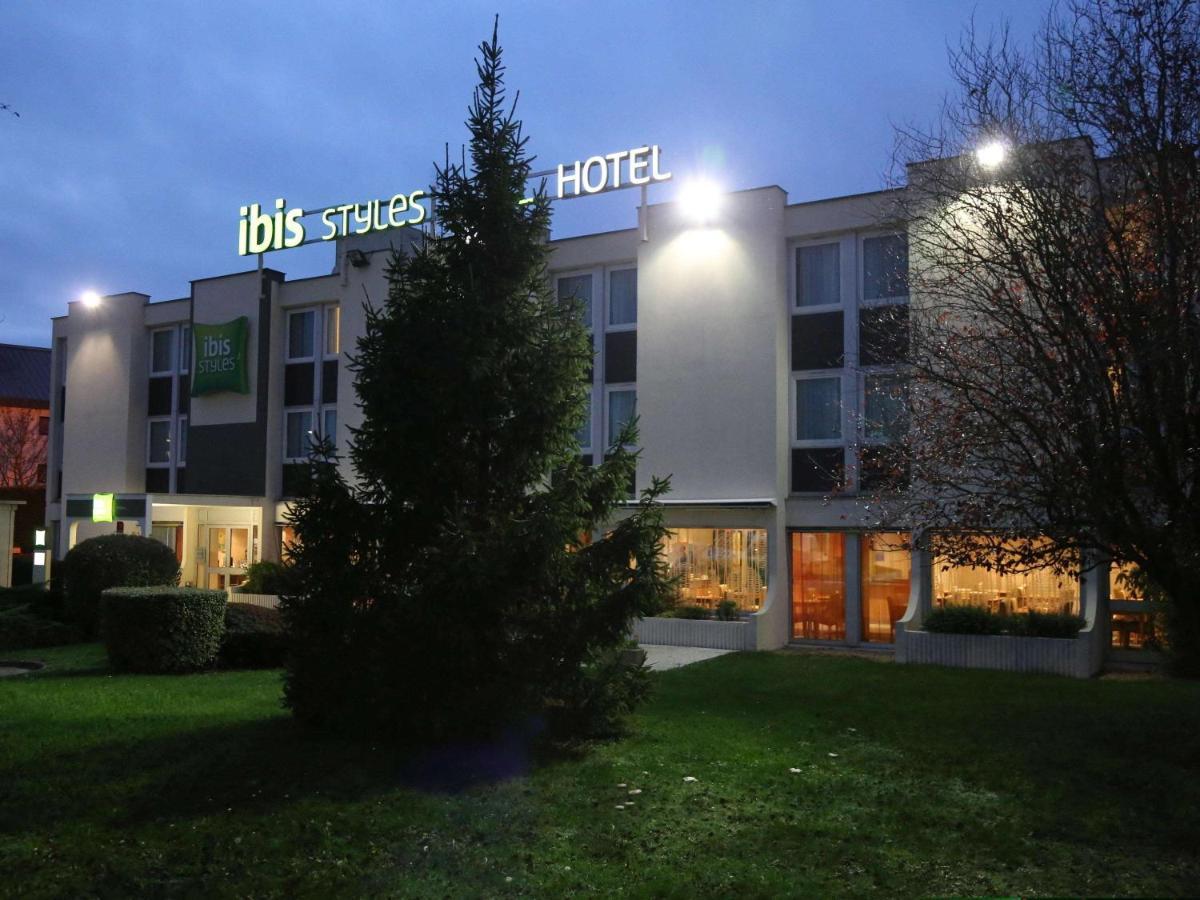ไอบิส สไตล์ ออร์เลออง Hotel ลาชาแปล-แซ็งต์-เมส์แม็ง ภายนอก รูปภาพ
